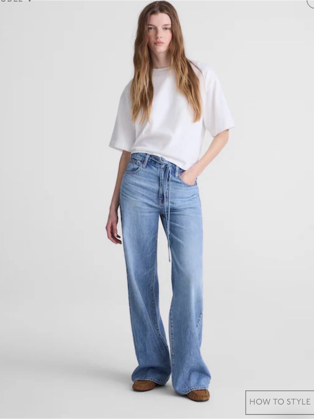 Madewell Ultimate Wideleg Jean in Airy denim size 32